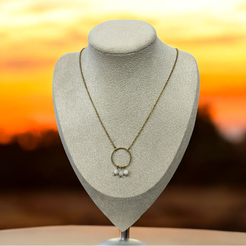 Collier rond avec perles rondes