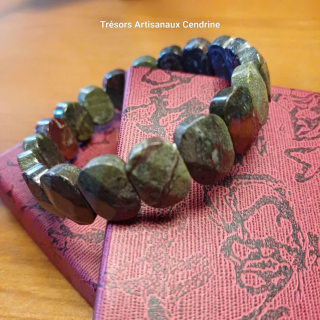 Bracelet en Jaspe sang du dragon