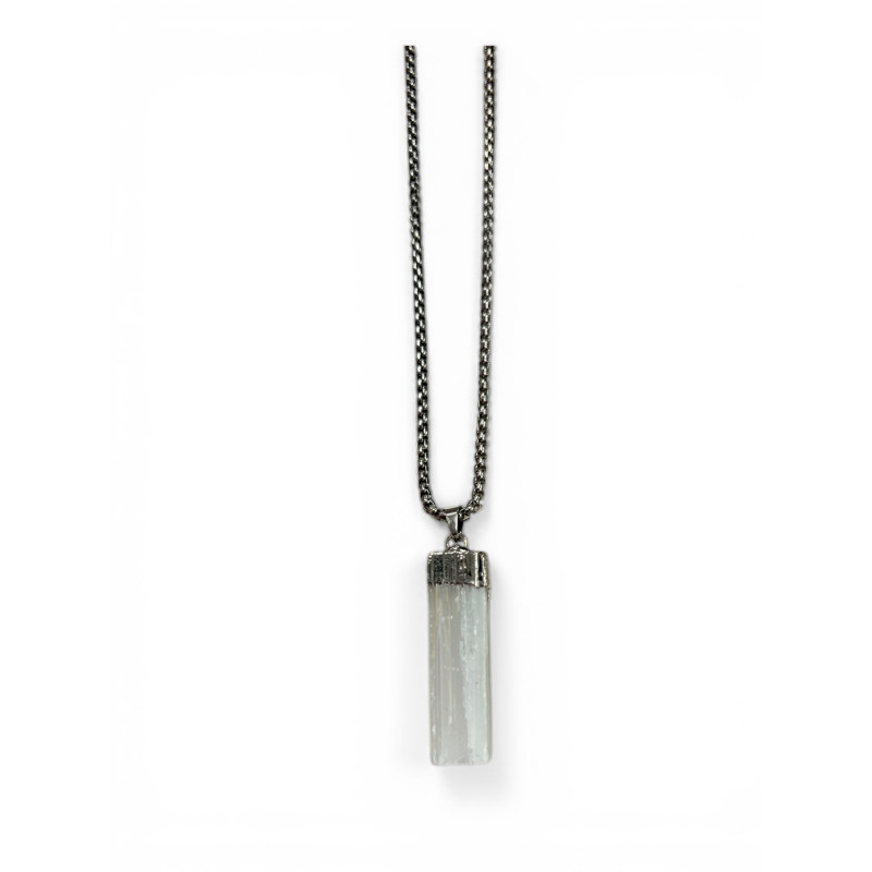 Collier argentée sélénite