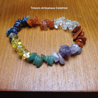 Bracelet en pierres concassées 7 chakras