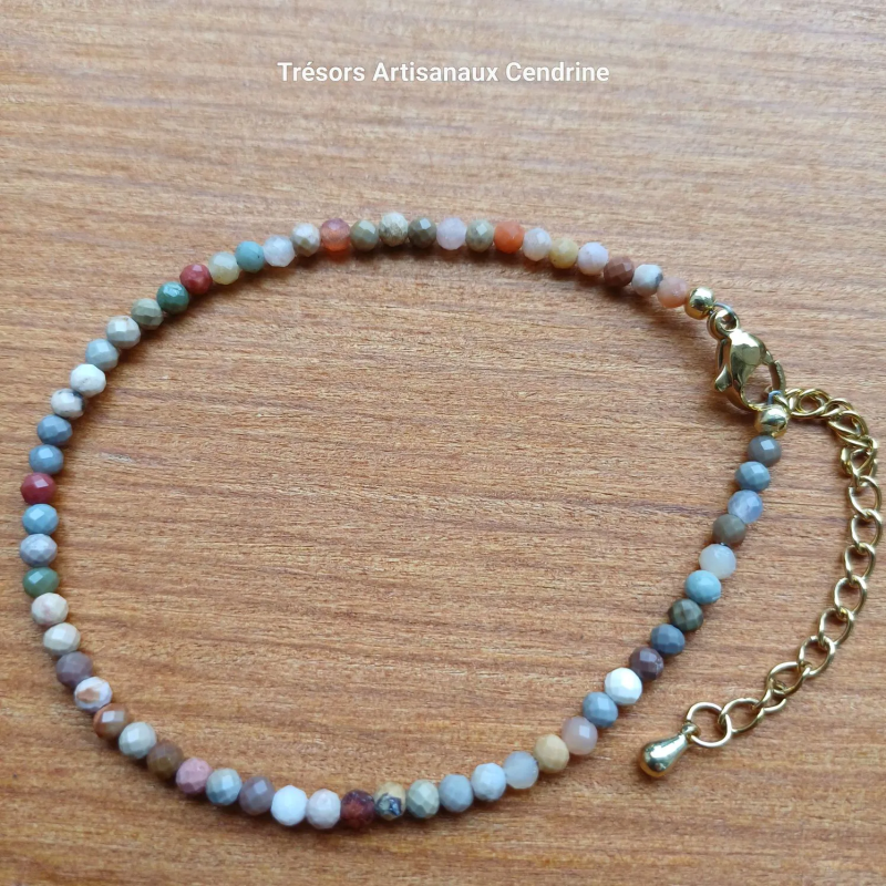 bracelet en perles de pierres facettées d'Agate Indienne
