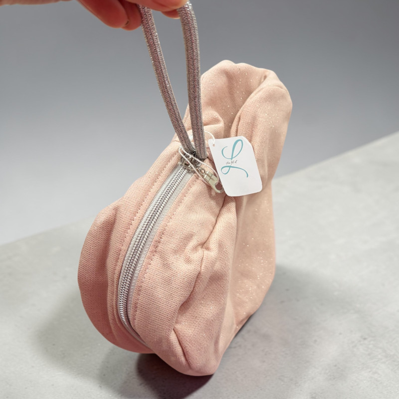 Trousse coeur rose pailletée