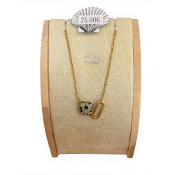Collier blanc et noir