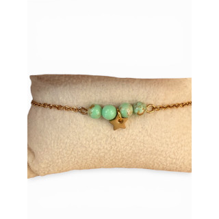 Bracelet perle verte avec étoile