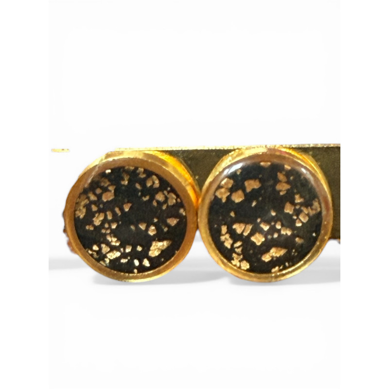 Boucle d'oreilles noir et feuilles d'or