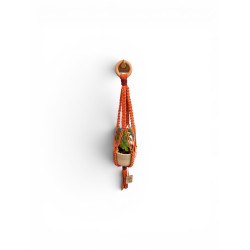 Suspension orange + pot en gré + plante