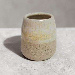 Vase en grés émaillé sur le haut