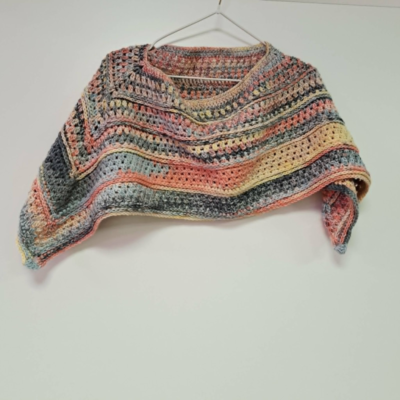 Poncho 9/10 ans 100%acrylique